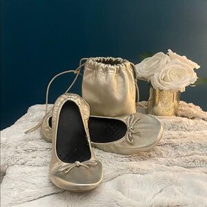 Nine West Gold Flats with Pouch